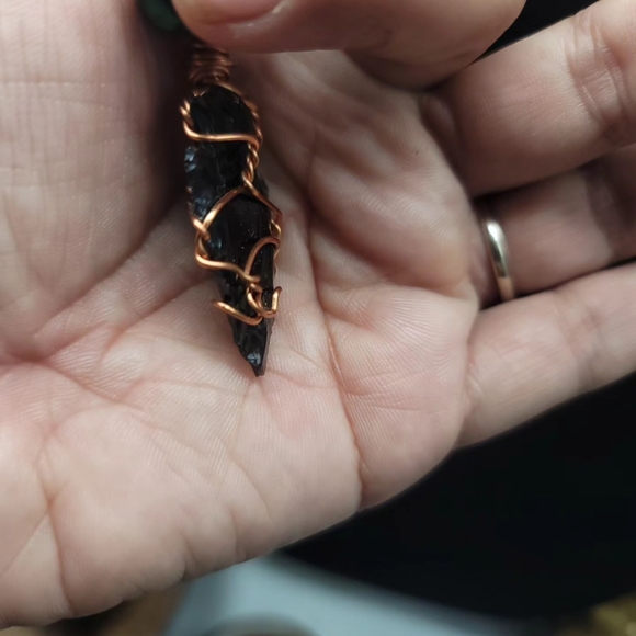 Handmade multi stone Obsidian Arrow Necklace - Picture 9 of 10